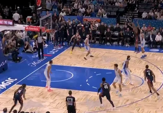 开云-埃利斯哈登米切尔连续投进5记三分，骑士追到2分续命